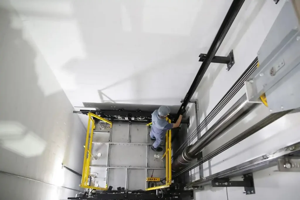 Manutenção de elevadores: por que ela é tão importante para seu edifício